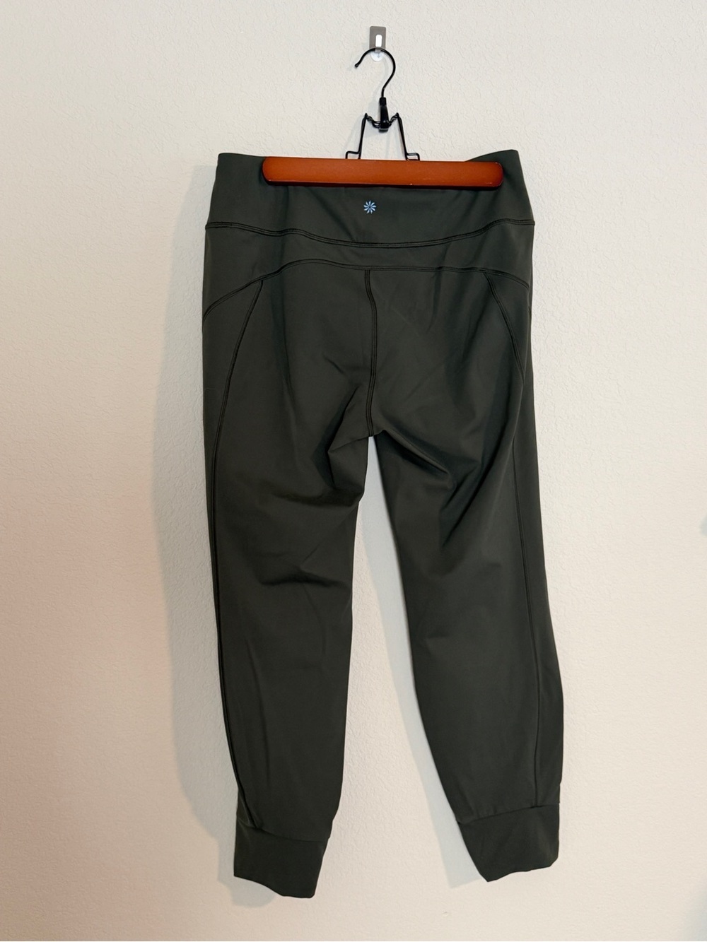 Athleta Distance Jogger Olive Green Cropped Active Joggers - Picture 3 of 4
